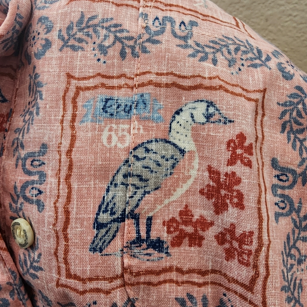 Reyn Spooner Pink and Gray Short Sleeve Button Down Shirt - Picture 6 of 10